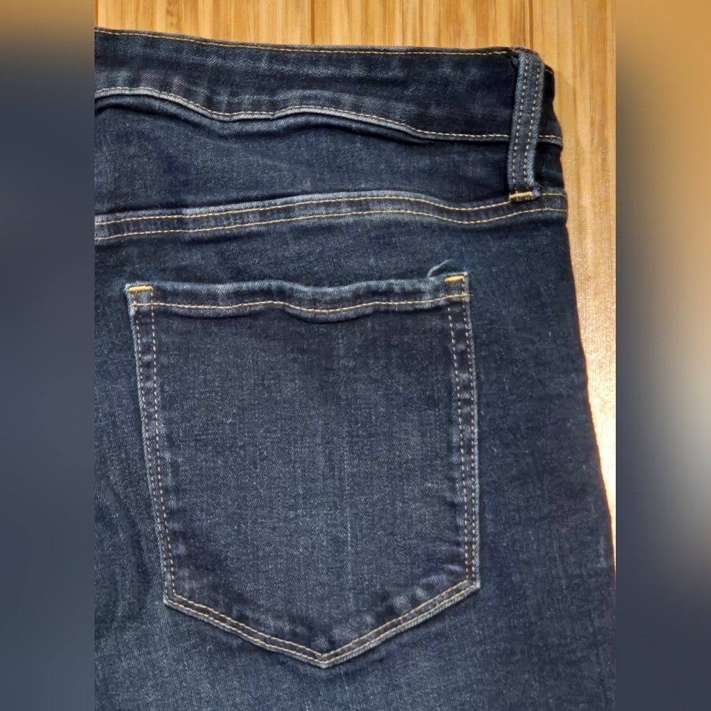 GAP Blue Jeans - Picture 7 of 7